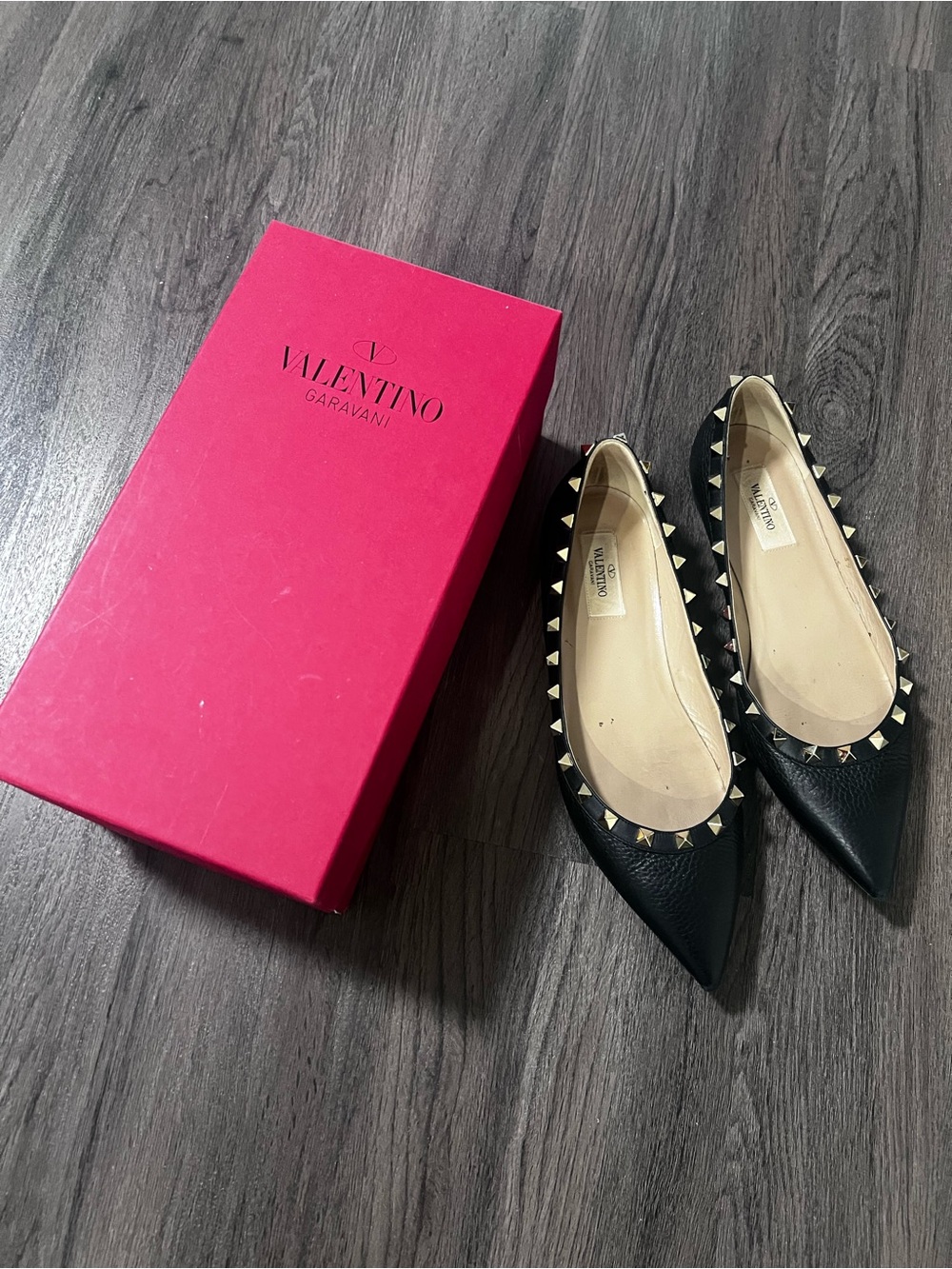 Valentino Garavani Black Leather Rockstud Pointed Ballet Flats